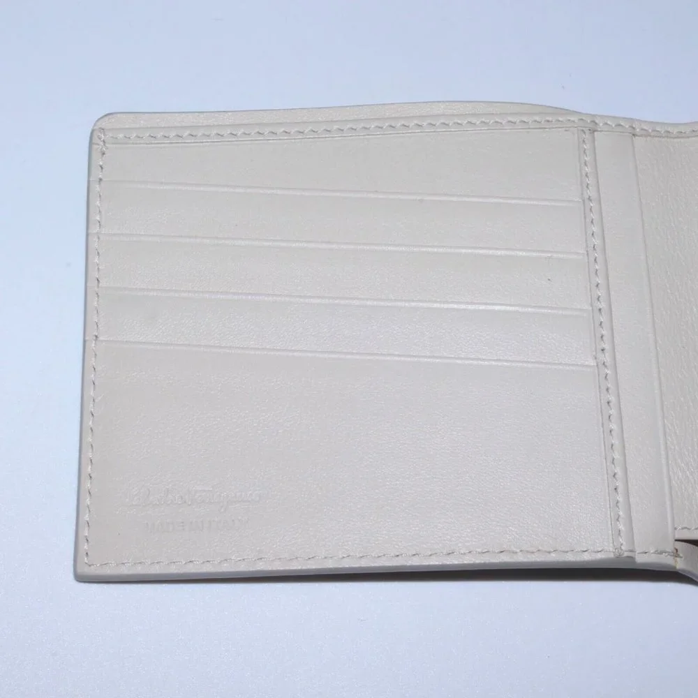 SALVATORE FERRAGAMO Embossed Beige Off White Leather Wallet NWOT